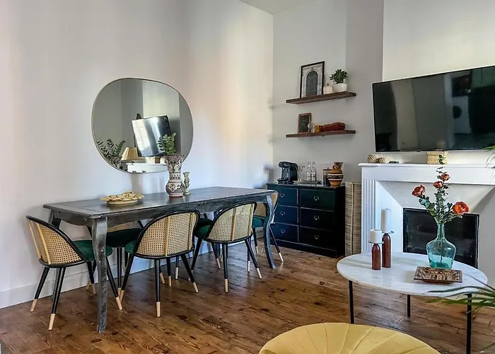 Apartment Spacieux Et Lumineux T3, Centre